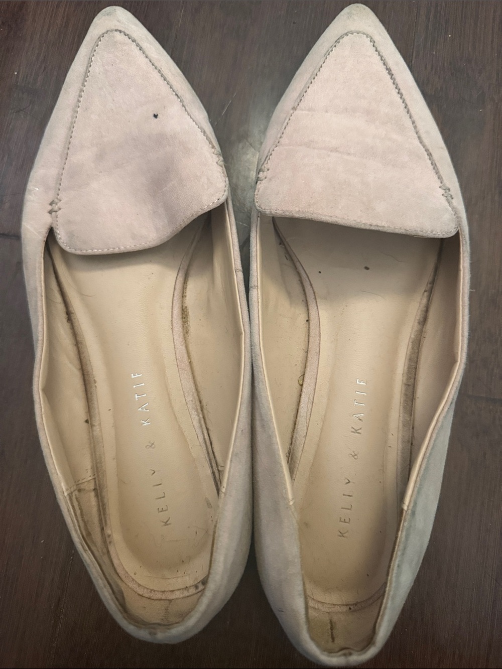 Kelly & Katie Women's Pointed Toe Flat in Light Pink